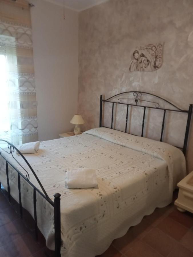 Domus Iris Apartment Реалмонте Екстериор снимка